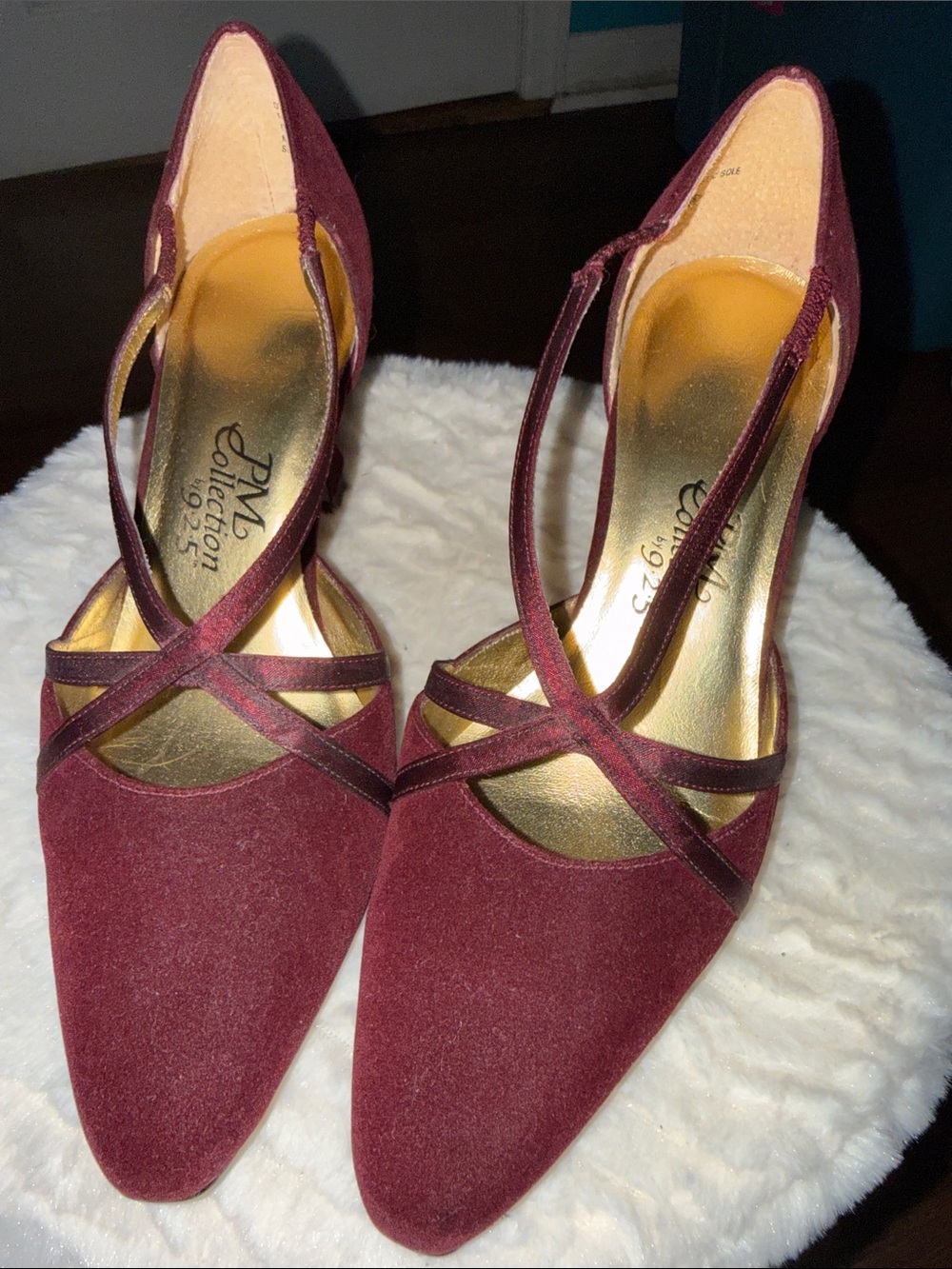 PM Collection by 9.2.5 Women’s Burgundy Pointed Toe Strappy Heels